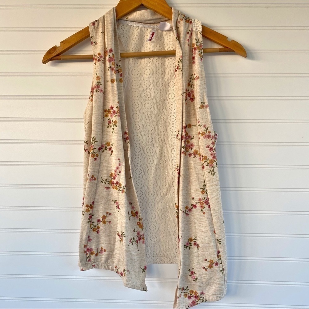 Bongo‎ Floral Kimono Cardigan Size Medium